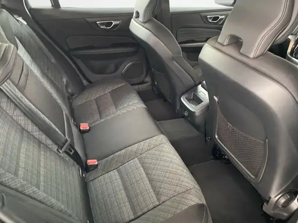 VOLVO V60 (13/20)