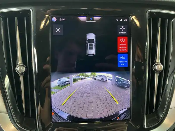 VOLVO V60 (19/20)
