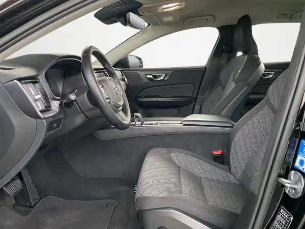 VOLVO V60 (7/20)