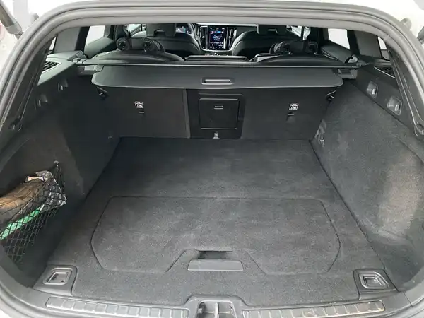 VOLVO V60 (15/23)