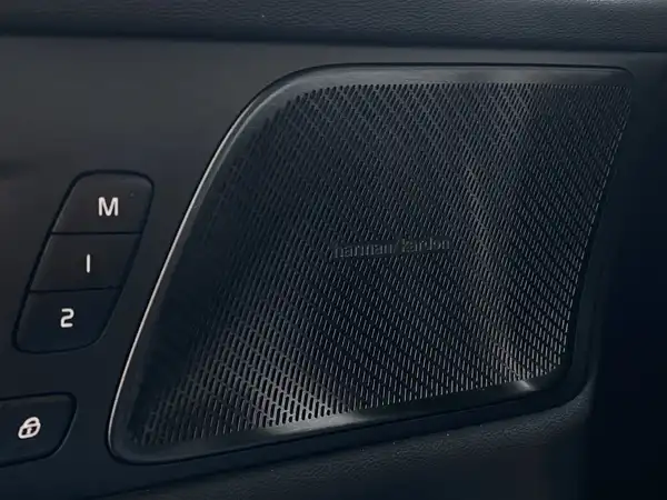 VOLVO V60 (21/23)