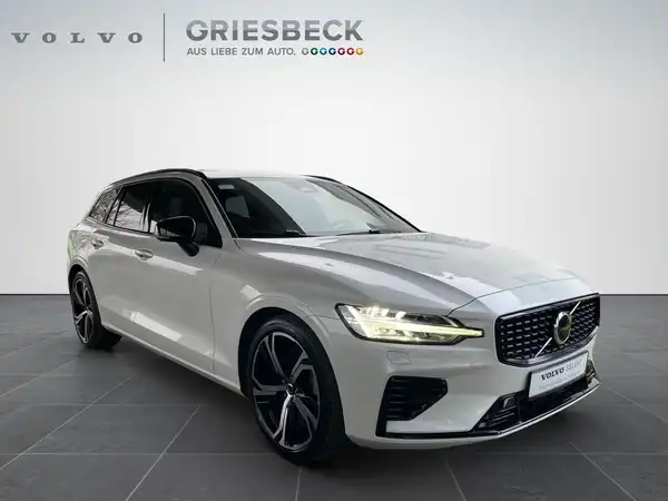 VOLVO V60 (7/23)