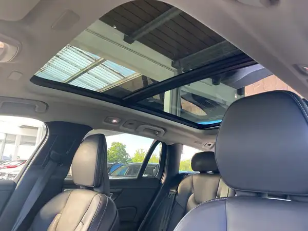 VOLVO V60 (21/22)