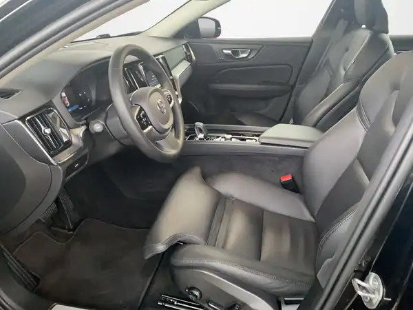 VOLVO V60 (7/18)