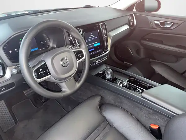 VOLVO V60 (8/18)