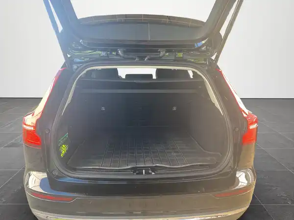 VOLVO V60 (14/18)