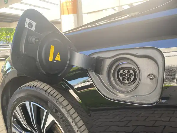 VOLVO V60 (18/18)
