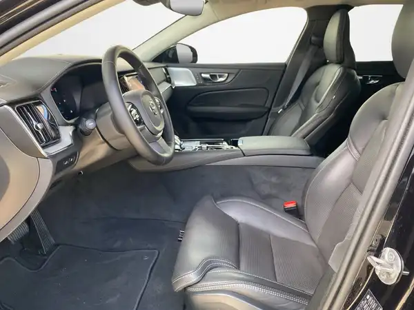 VOLVO V60 (7/21)