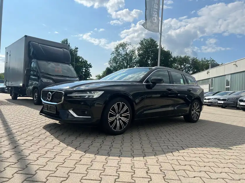 VOLVO V60 (1/28)