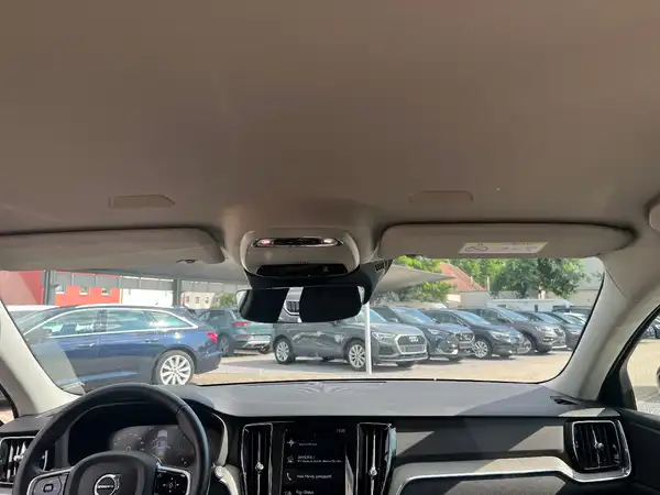 VOLVO V60 (20/28)