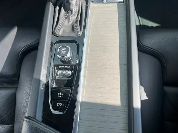 VOLVO V60 (24/28)