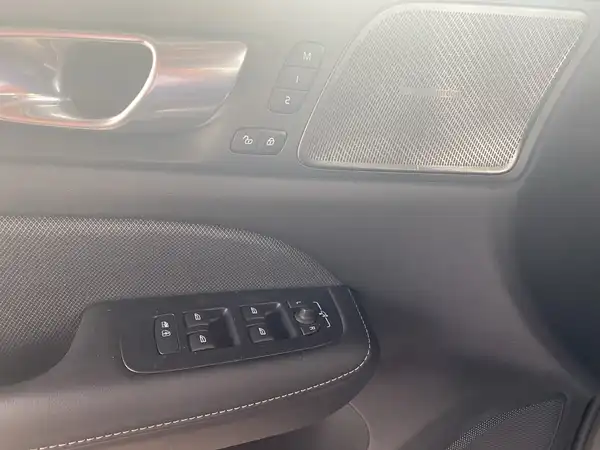 VOLVO V60 (18/18)