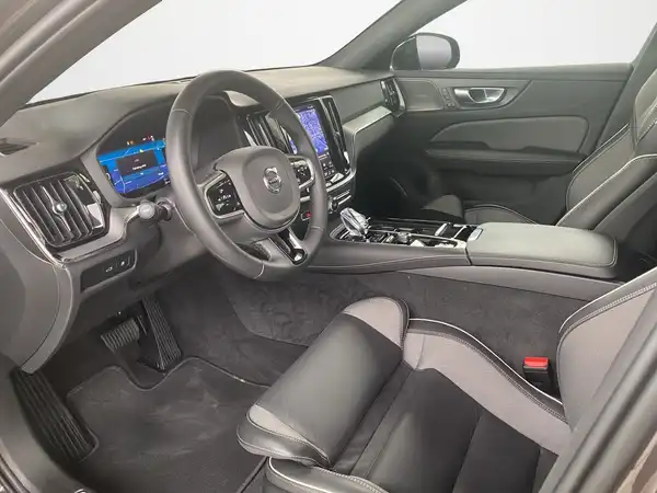 VOLVO V60 (7/18)