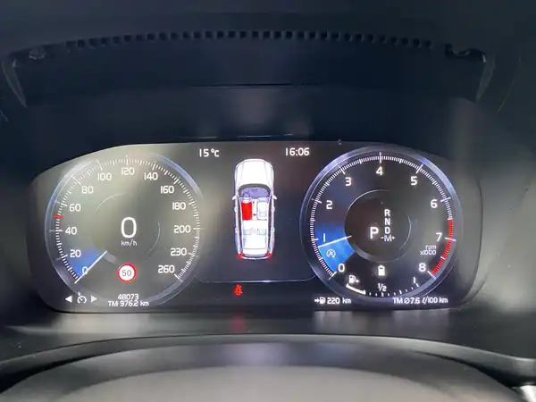 VOLVO V60 (15/19)