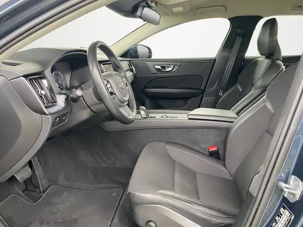 VOLVO V60 (7/19)