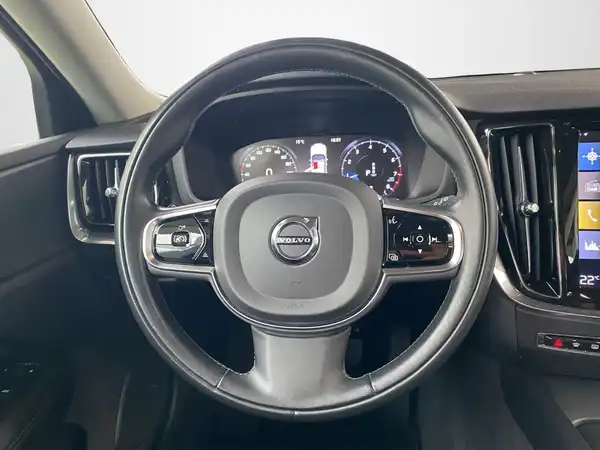 VOLVO V60 (10/19)