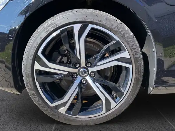 VOLVO V60 (16/24)