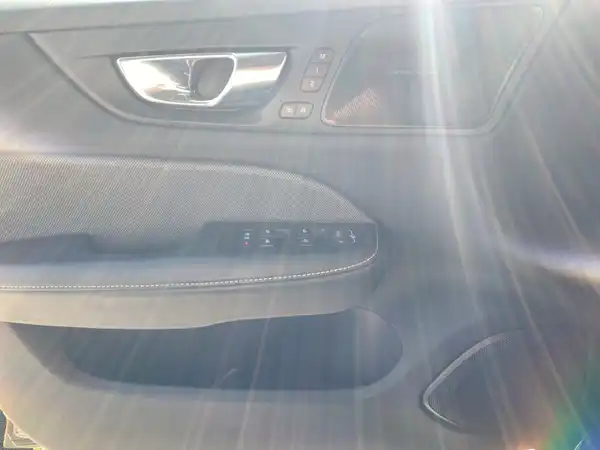 VOLVO V60 (18/24)