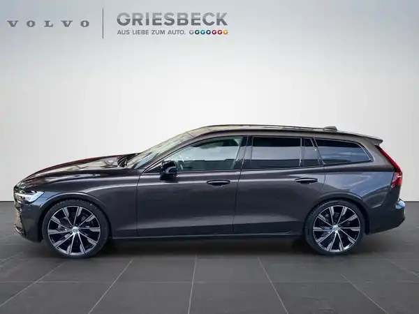 VOLVO V60 (2/23)