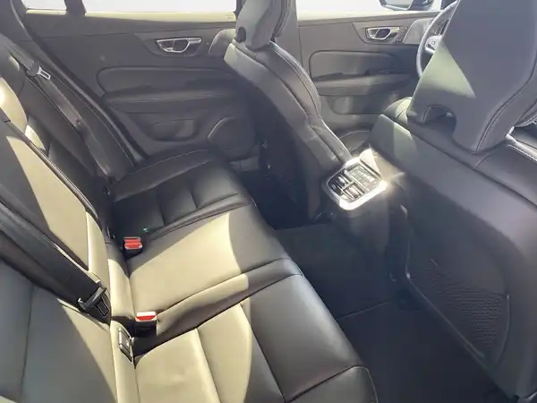 VOLVO V60 (13/23)