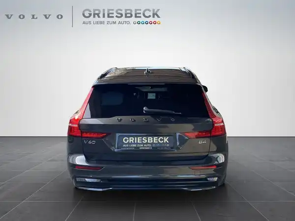 VOLVO V60 (4/23)