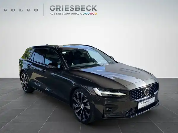 VOLVO V60 (6/23)