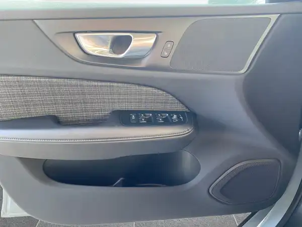 VOLVO V60 (17/21)