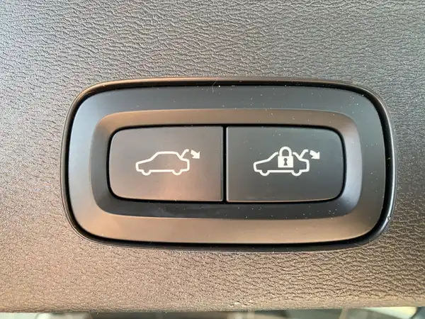 VOLVO V60 (21/21)