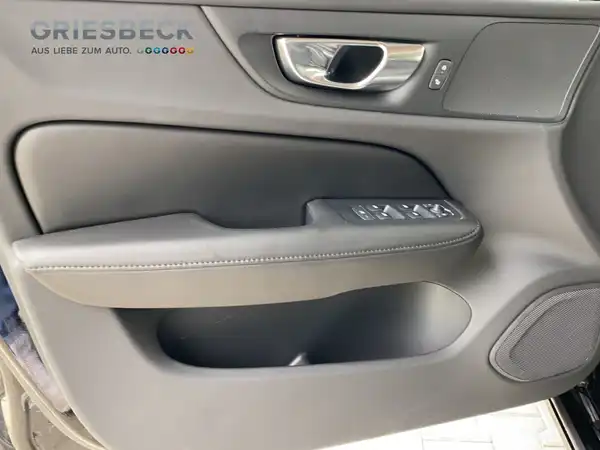 VOLVO V60 (10/17)