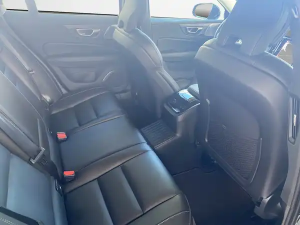 VOLVO V60 (13/19)