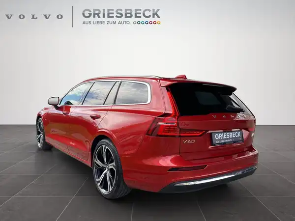 VOLVO V60 (3/22)