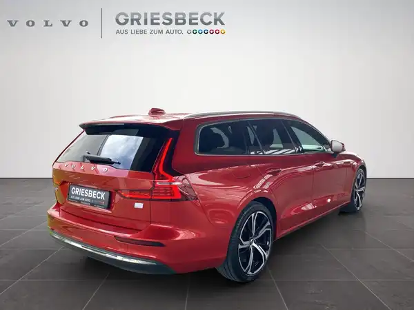 VOLVO V60 (5/22)