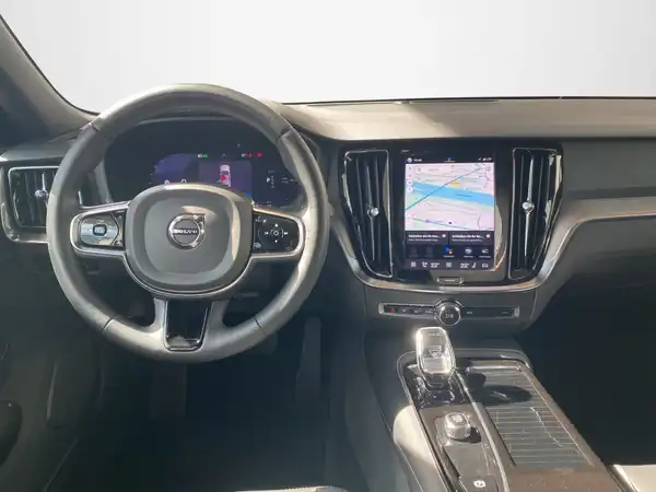 VOLVO V60 (8/21)