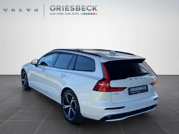 VOLVO V60 (3/20)