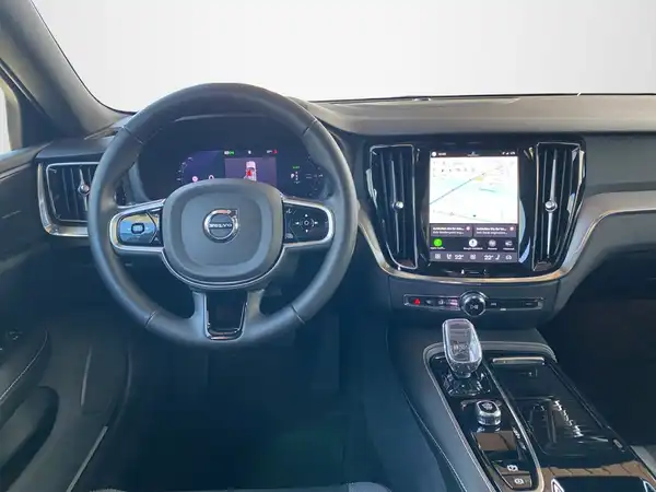 VOLVO V60 (8/20)