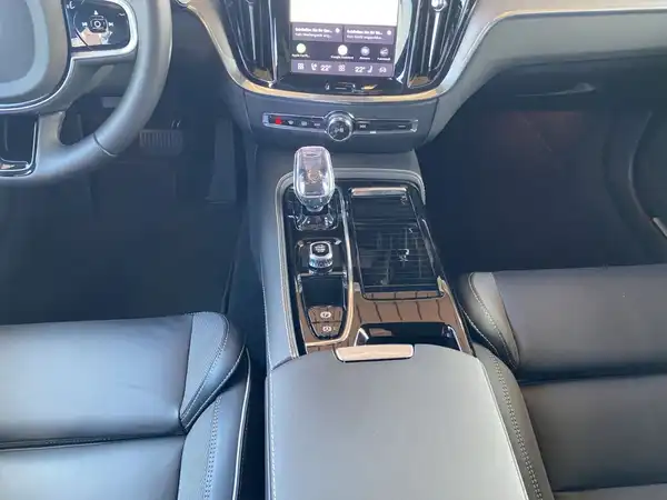 VOLVO V60 (9/20)