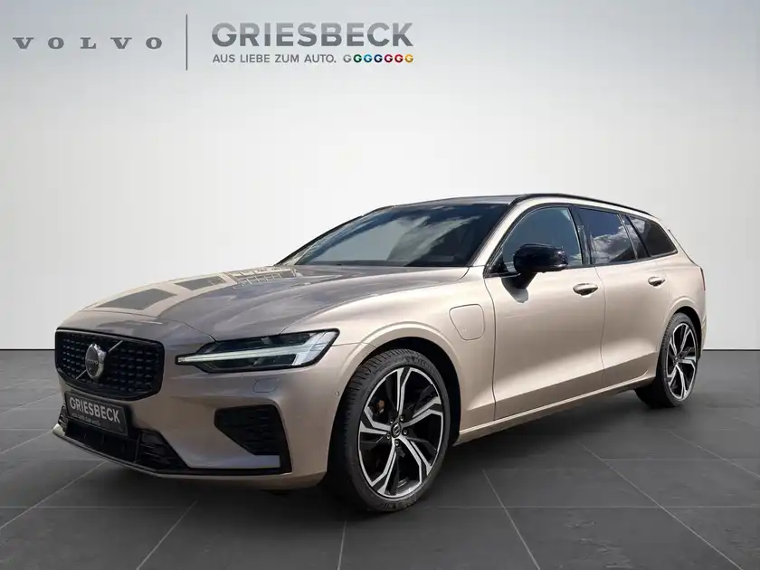 VOLVO V60 (1/22)