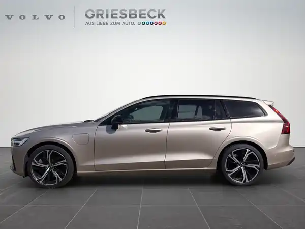 VOLVO V60 (2/22)