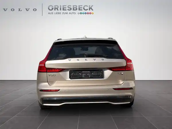 VOLVO V60 (4/22)