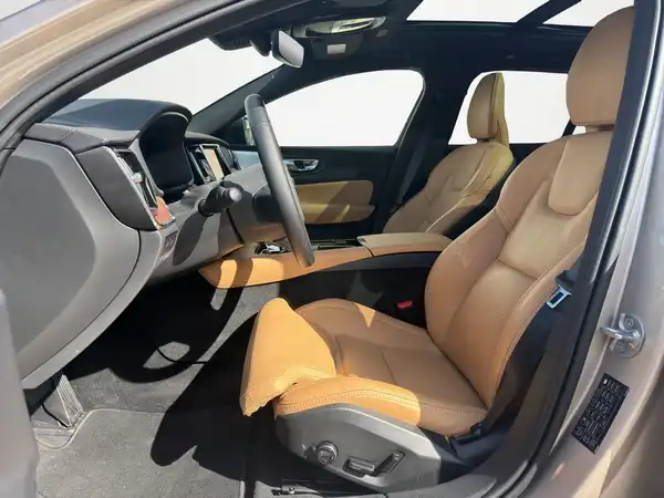 VOLVO V60 (7/22)