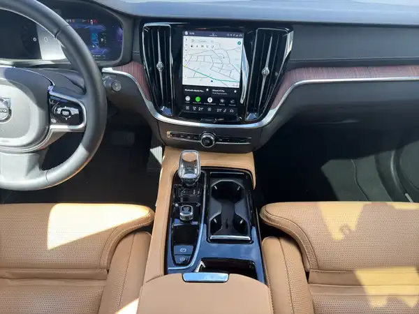 VOLVO V60 (9/22)