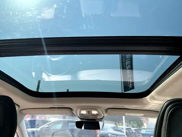 VOLVO V60 (21/27)