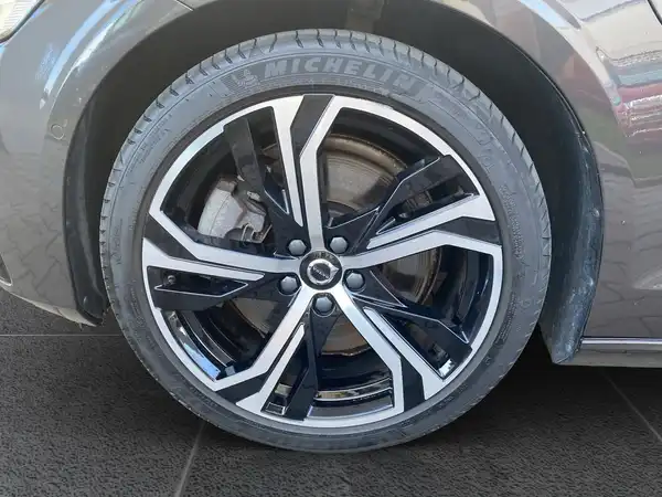 VOLVO V60 (15/22)