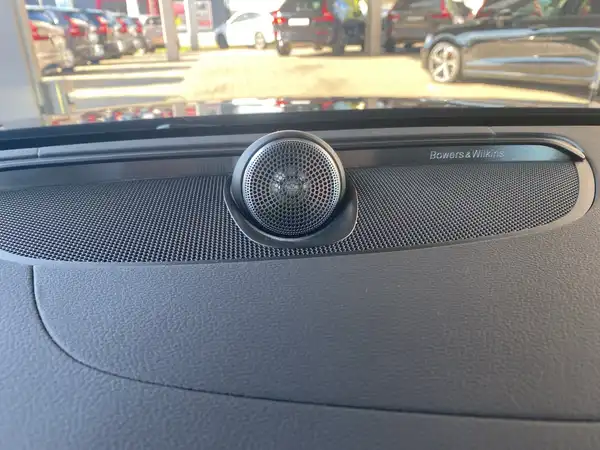 VOLVO V60 (18/22)