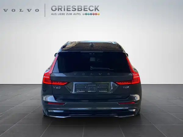 VOLVO V60 (4/22)
