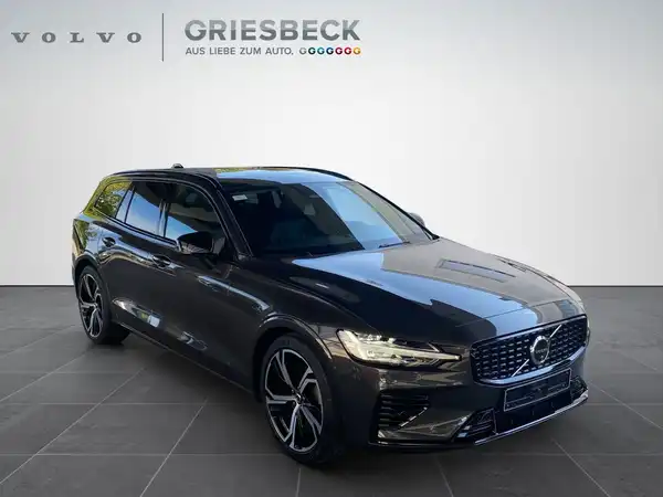 VOLVO V60 (6/22)