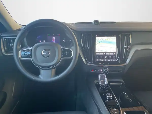 VOLVO V60 (8/22)