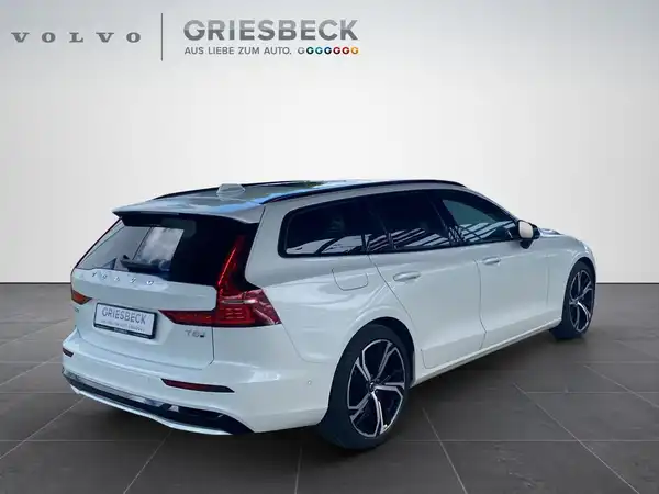 VOLVO V60 (5/22)