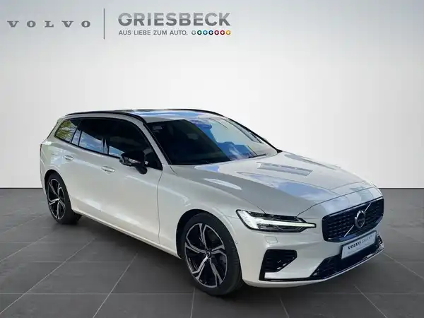 VOLVO V60 (6/22)