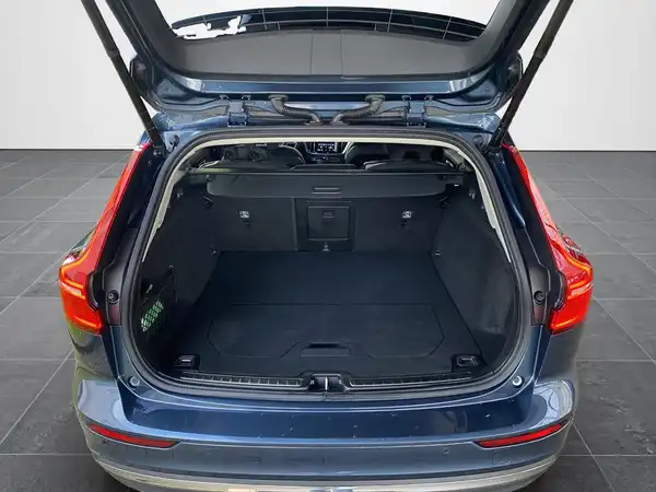 VOLVO V60 (14/22)